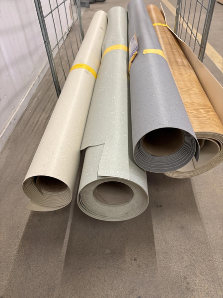 Parti med Linoliummattor/Vinylmattor, olika modeller
