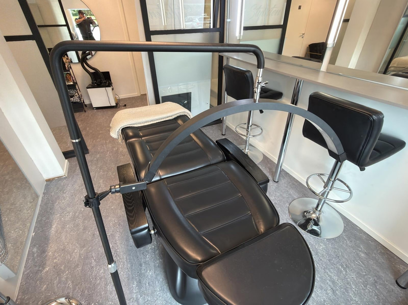 Treatment room with treatment chair, etc.