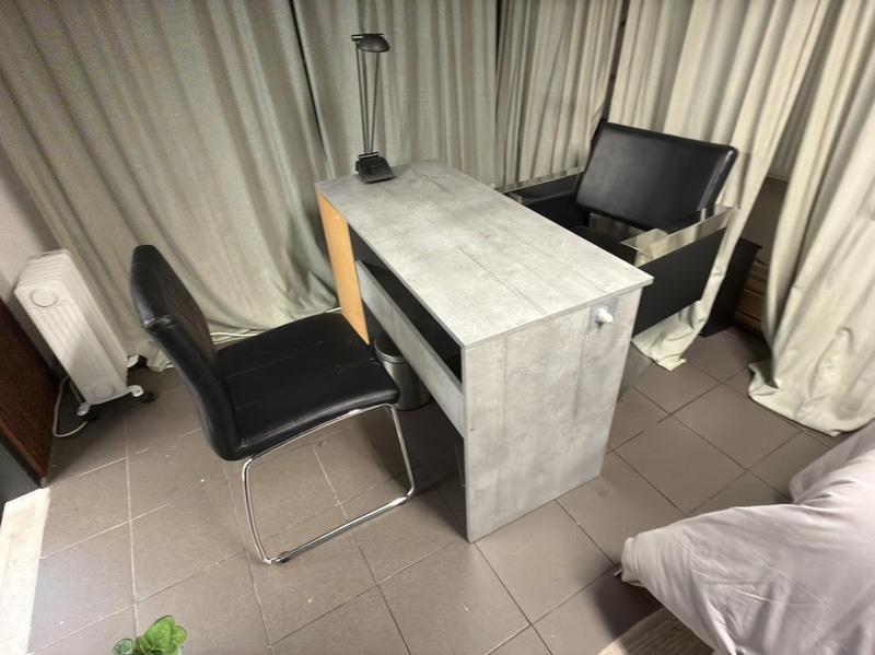 Hair treatment room, etc.