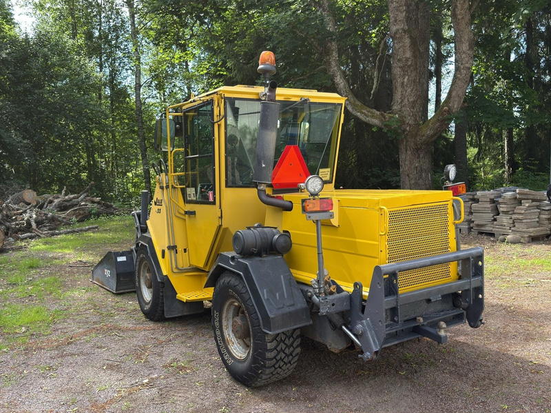 Wille 455 Tool Carrier | 5 attachments | 5259h | 2001