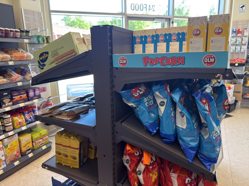 Store fixtures