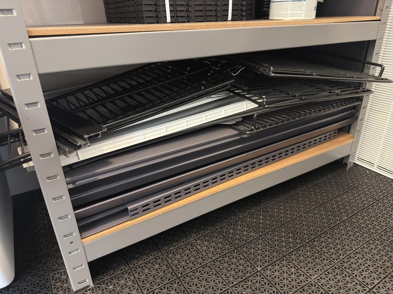 Store fixtures
