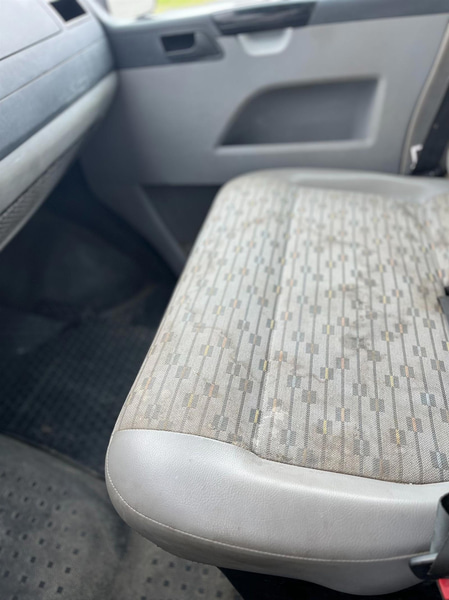 Flakbil Volkswagen Transporter Chassi Dubbelhytt 2.0 TDI -2010