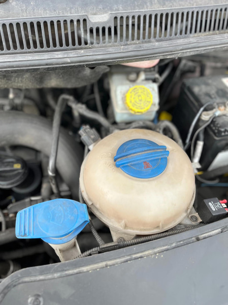 Flakbil Volkswagen Transporter Chassi Dubbelhytt 2.0 TDI -2010