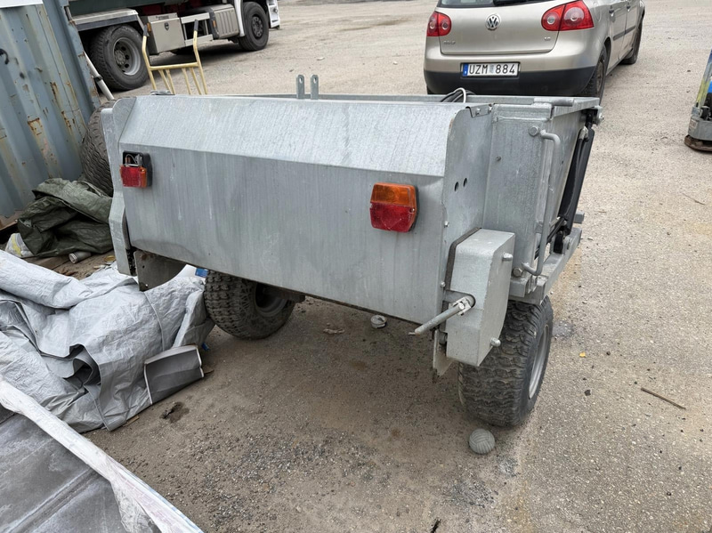 Hydraulic grit spreader, untested