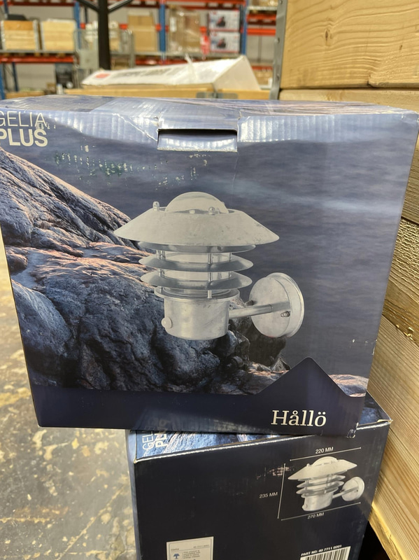 2 ST. U$VÄGGARMATUR GALV M SENSOR HÅLLÖ