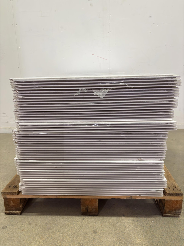 (NEW) Lot of Moelven Diskret Regina ceiling panels, 48 panels