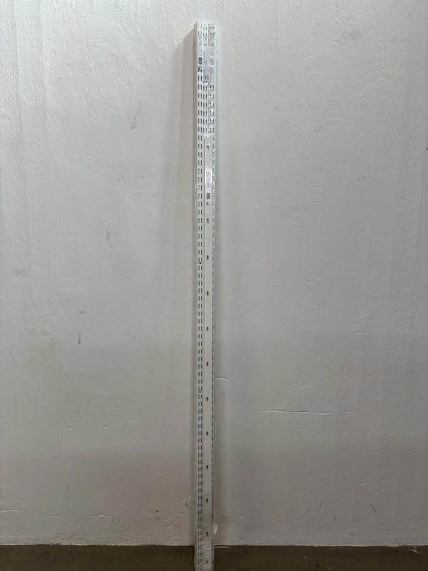 7 st. HÄNGSKENA ELFA 2300MM VIT