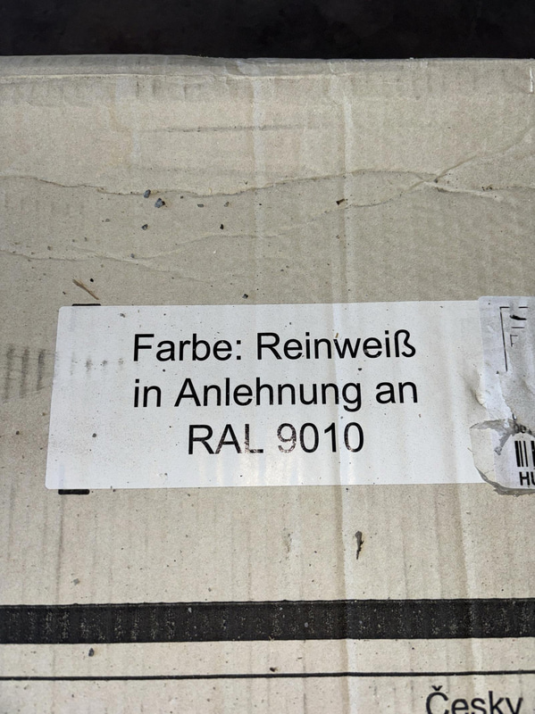 (NEW) GARAGE DOOR HÖRMANN ISOMATIC 2375X2000X40MM WHITE