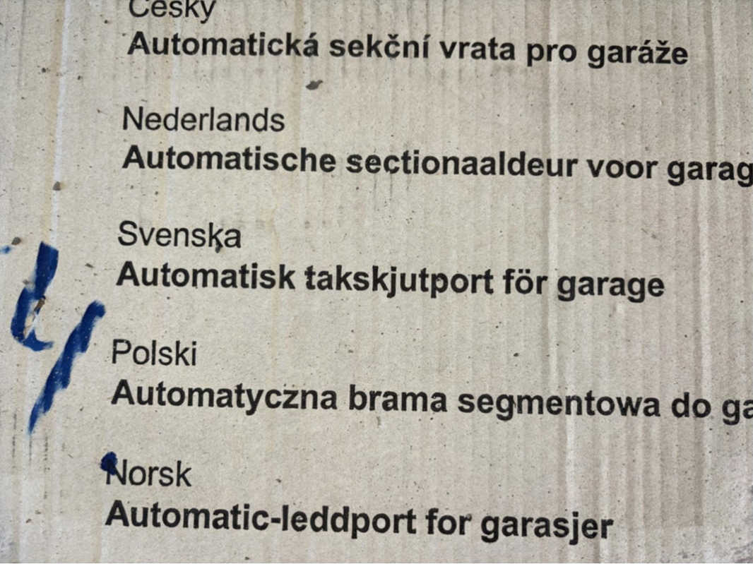 (NEW) GARAGE DOOR HÖRMANN ISOMATIC 2375X2000X40MM WHITE