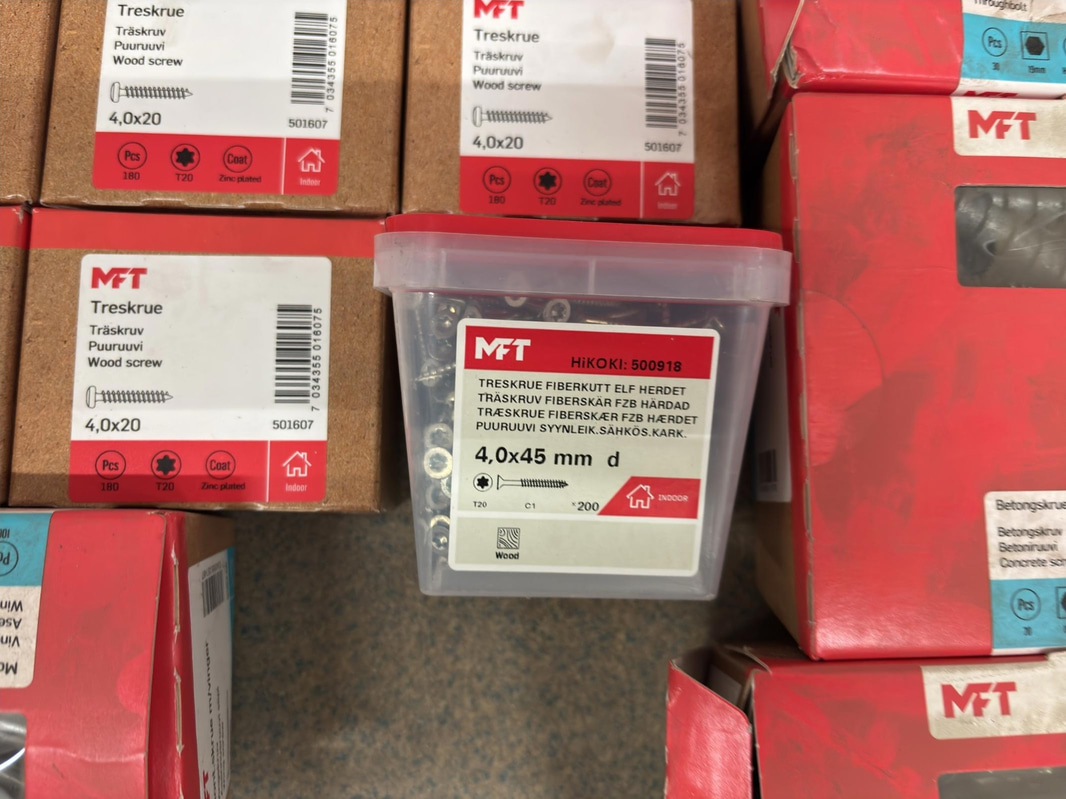 NEW) Lot of assorted screws and wall plugs in various brands and sizes
