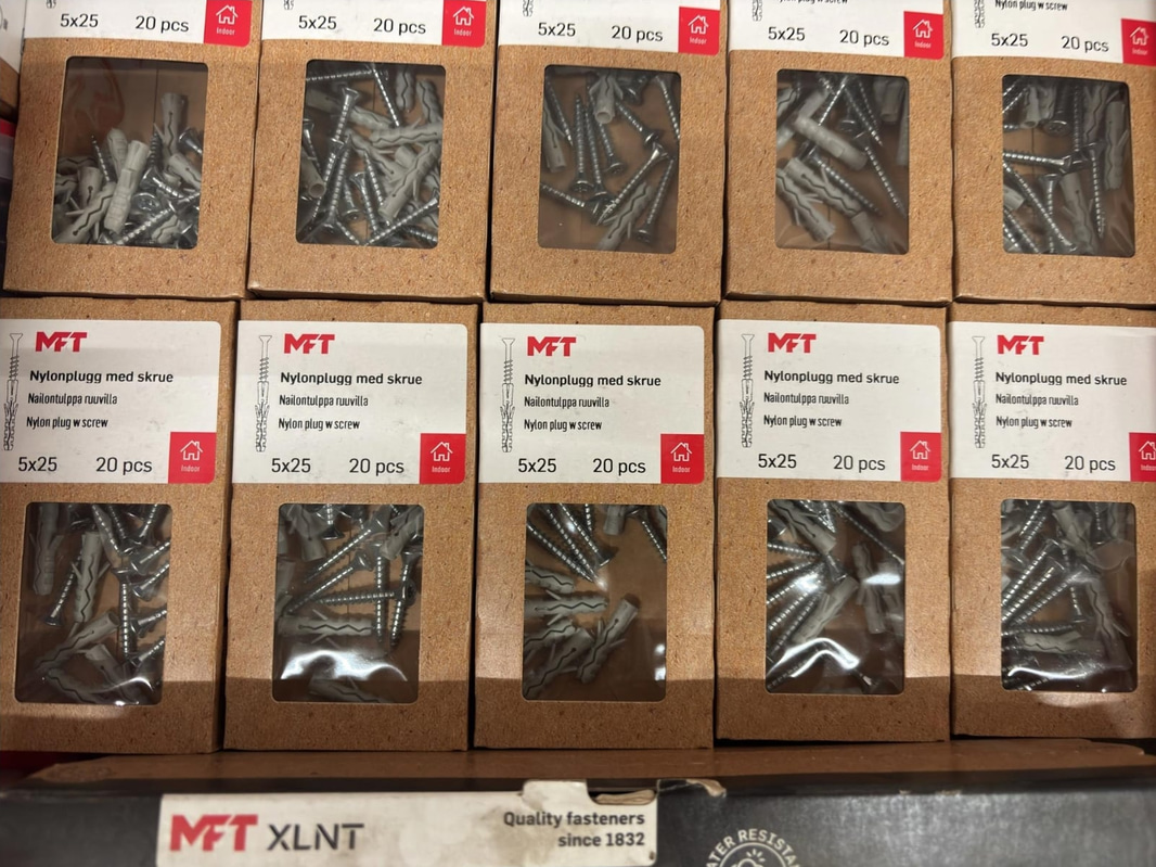NEW) Lot of assorted screws and wall plugs in various brands and sizes