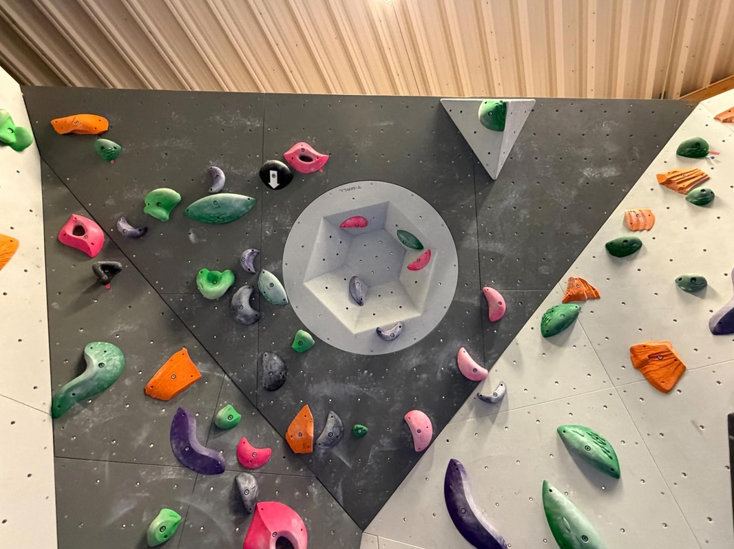 Bouldering Wall, T-Wall
