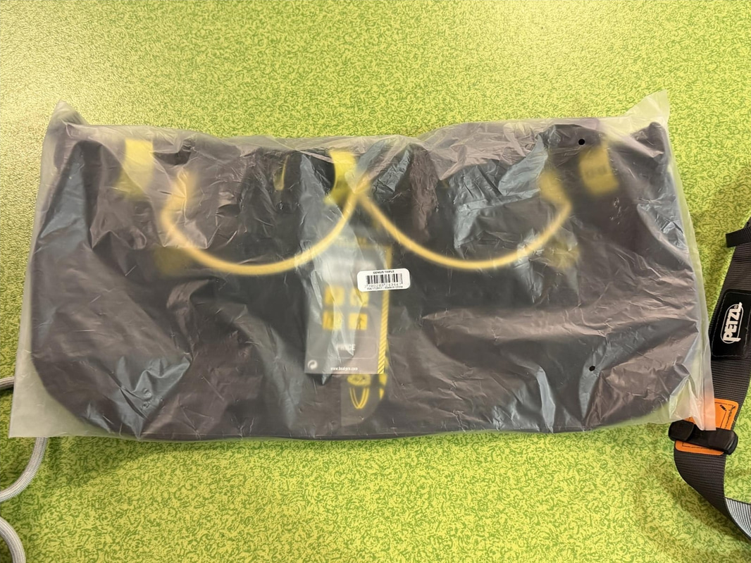 Klätterselar Petzl, 6 st samt 1 st klätterväska