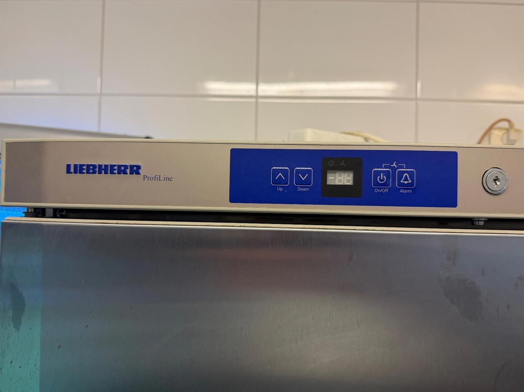 2 st rostfria kylskåp Liebherr