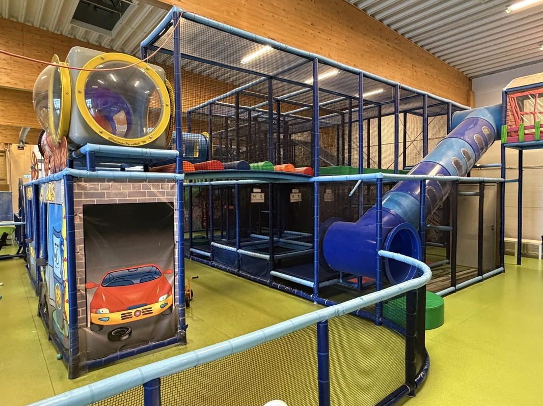 Large indoor playground, PlayCo, length approx. 37 metres