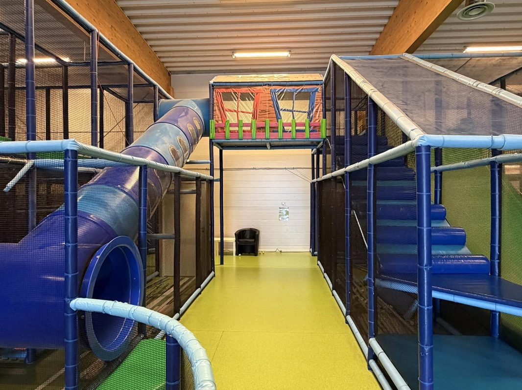 Large indoor playground, PlayCo, length approx. 37 metres