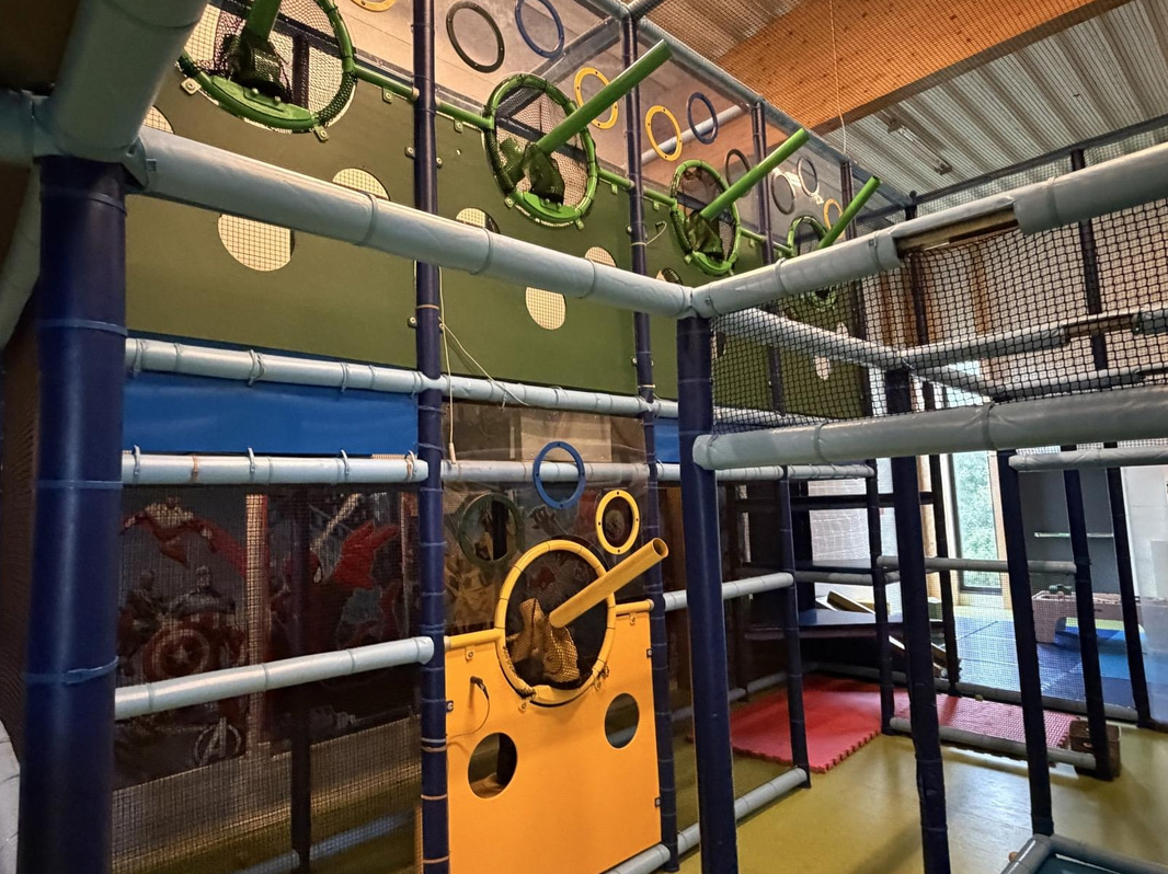 Large indoor playground, PlayCo, length approx. 37 metres