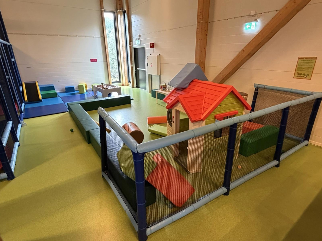 Large indoor playground, PlayCo, length approx. 37 metres