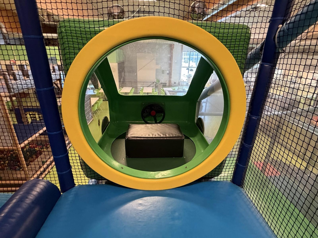 Large indoor playground, PlayCo, length approx. 37 metres