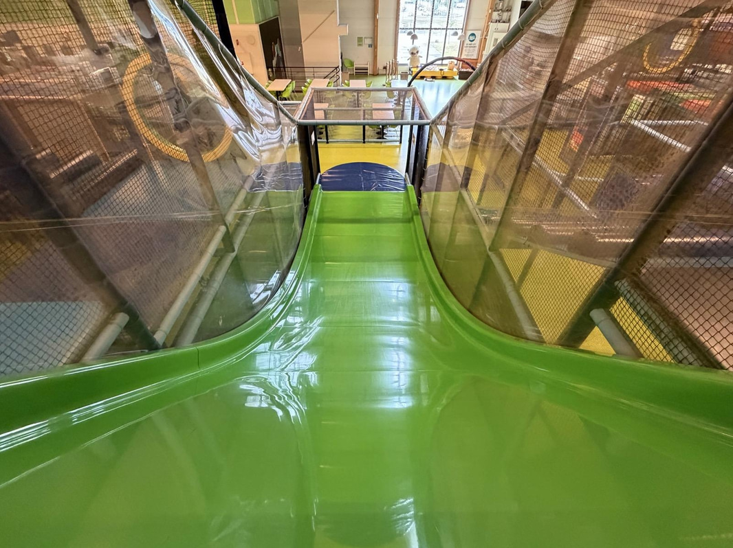 Large indoor playground, PlayCo, length approx. 37 metres
