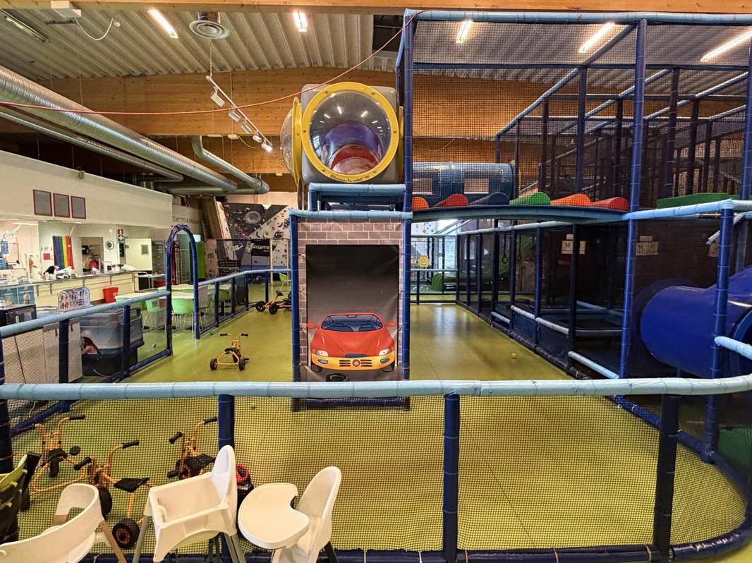 Large indoor playground, PlayCo, length approx. 37 metres