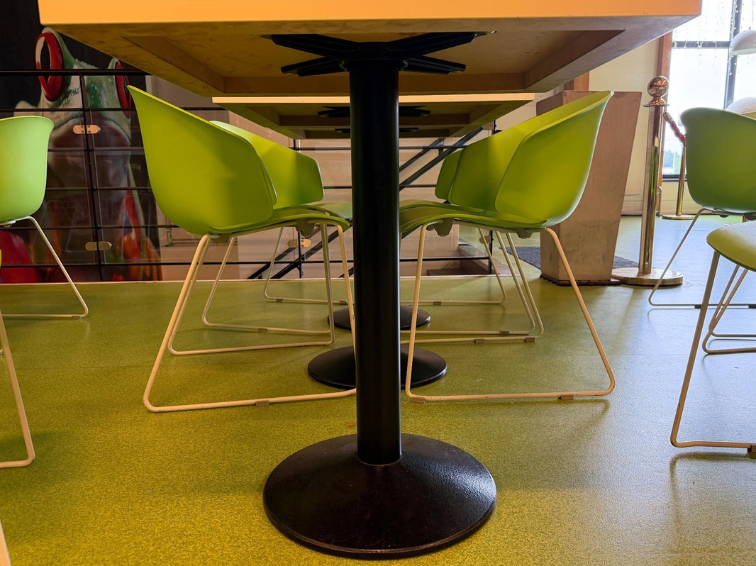 Restaurant/café furnishings - 30 Pedrali Grace chairs and 15 tables