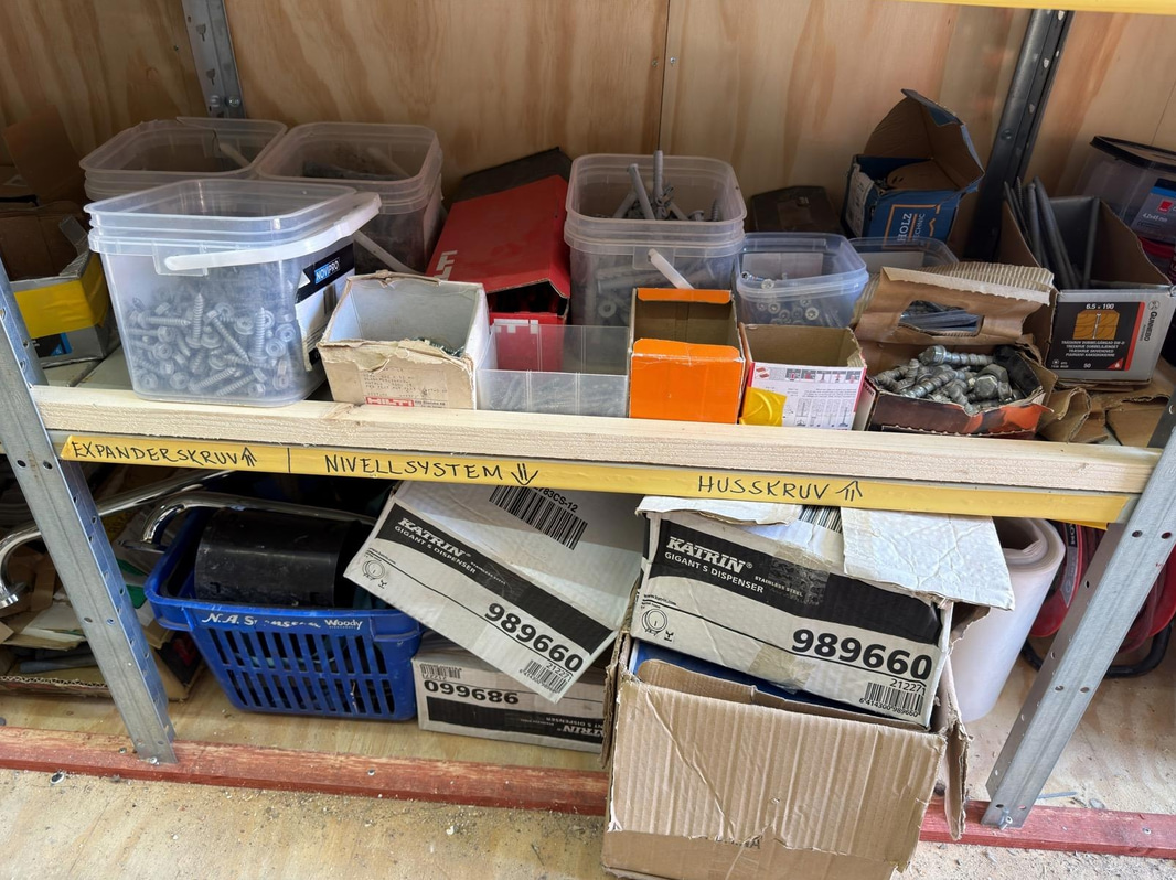 20-foot insulated container with contents