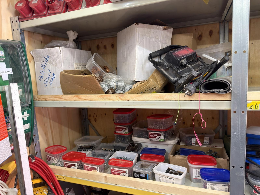 20-foot insulated container with contents