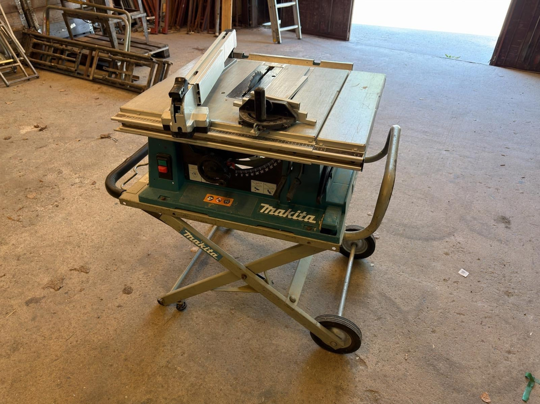 Makita 2704 Table Saw, 1650 W