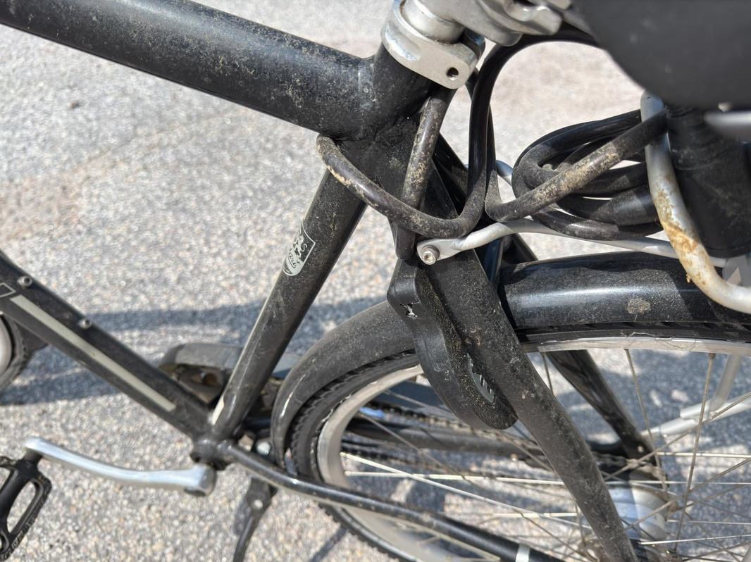 Cykel herr med pakethållare