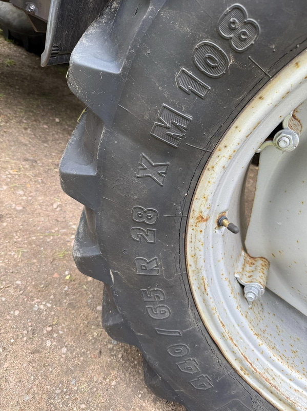 Traktor 4x4 Case IH 1056  105hk -1989