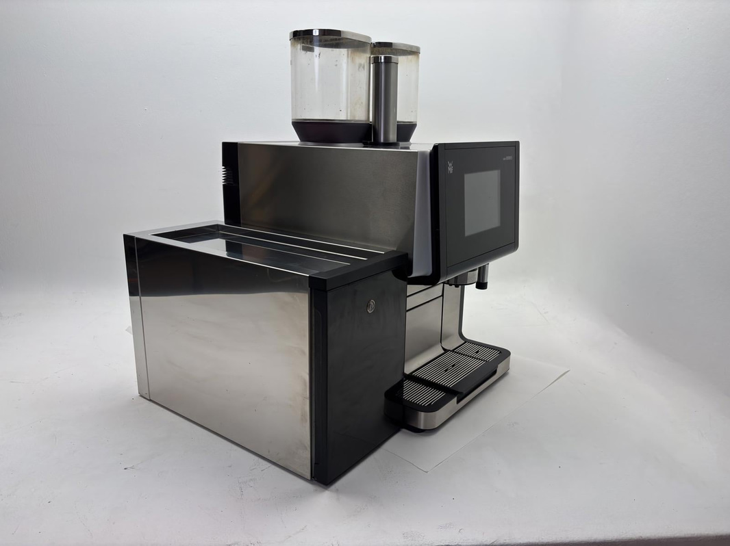 WMF 8000 S coffee machine, incl. WMF COOLER 6,5 LT milk cooler