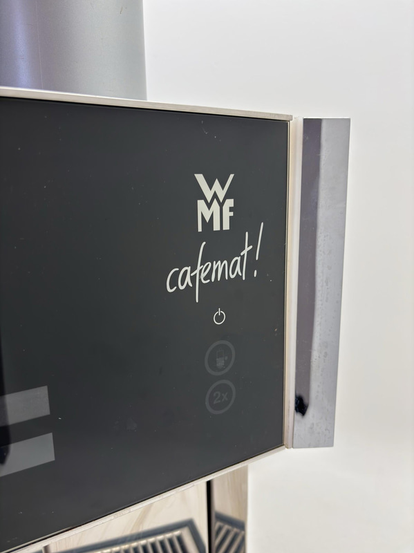 Coffee machine WMF Cafemat, incl. WMF COOLER 6,5 LT milk cooler