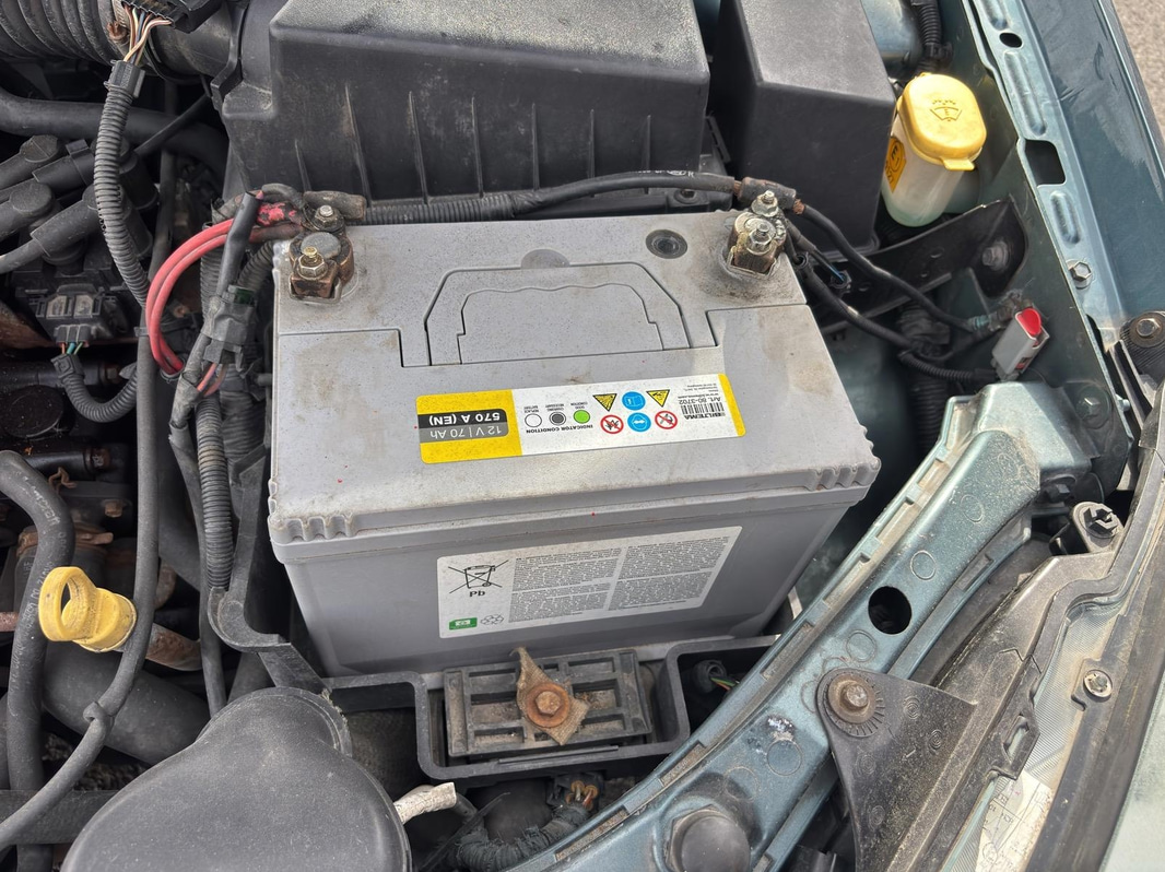 Ford DNW Focus -2002 | Petrol Automatic