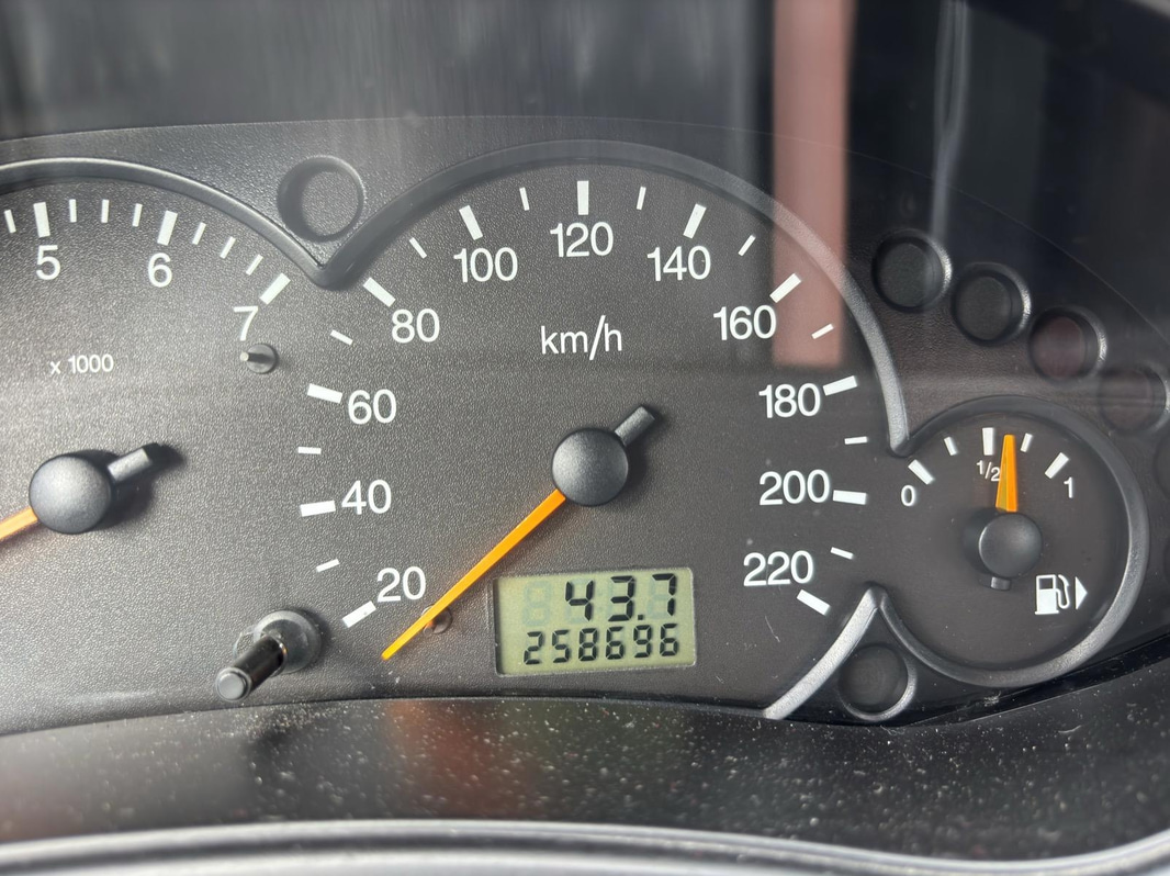 Ford DNW Focus -2002 | Petrol Automatic