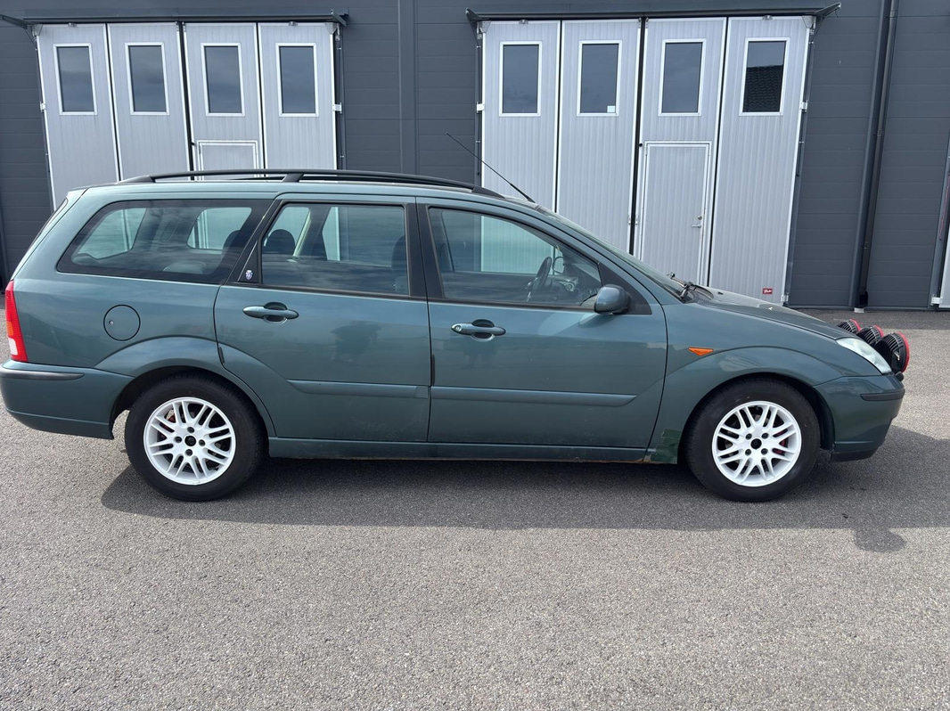 Ford DNW Focus -2002 | Petrol Automatic