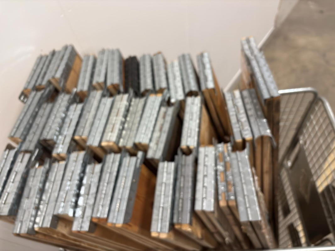 Lot of pallet collars for full-size pallets, approx. 44 pcs.
