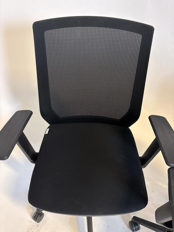 5 Lotus Furniture Office Chairs