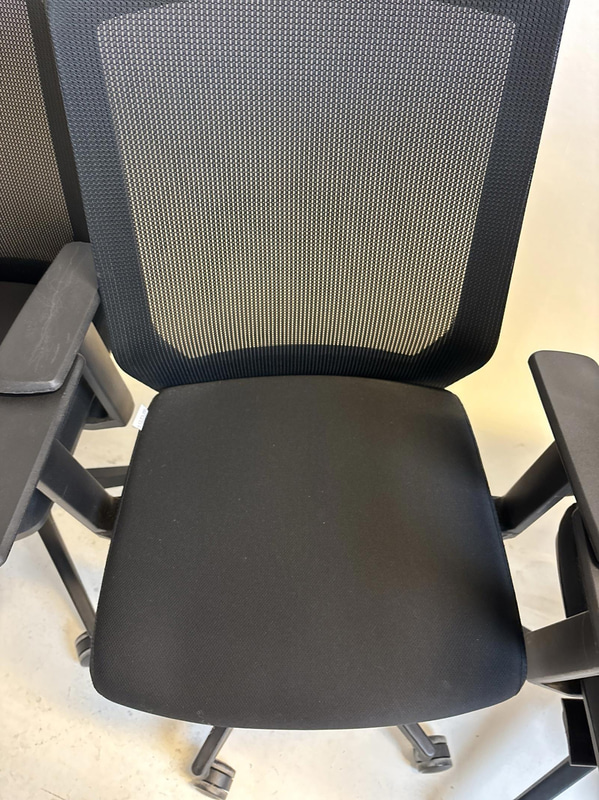 5 Lotus Furniture Office Chairs