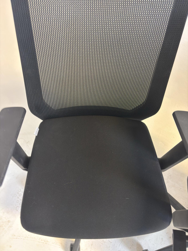 5 Office Chairs, Lotus Furniture