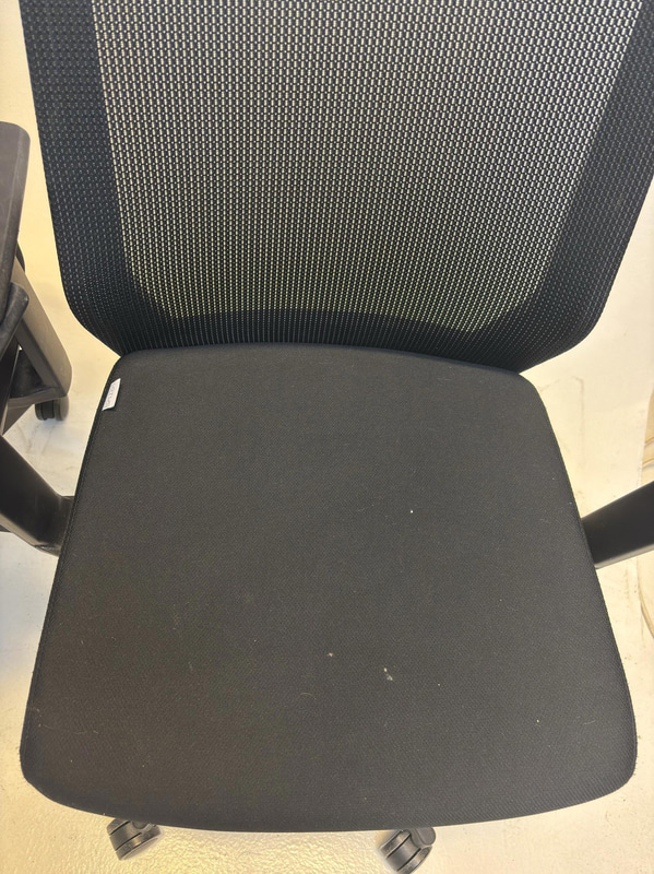 5 Office Chairs, Lotus Furniture