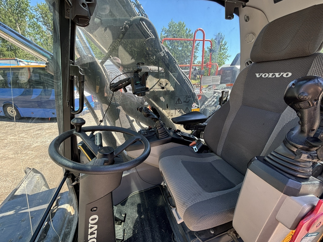 Volvo EW160E