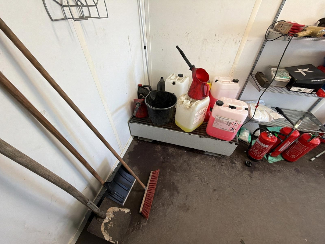 Image 12
