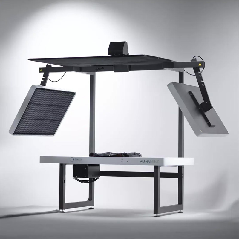 Orbitvu Alphatable photo equipment.