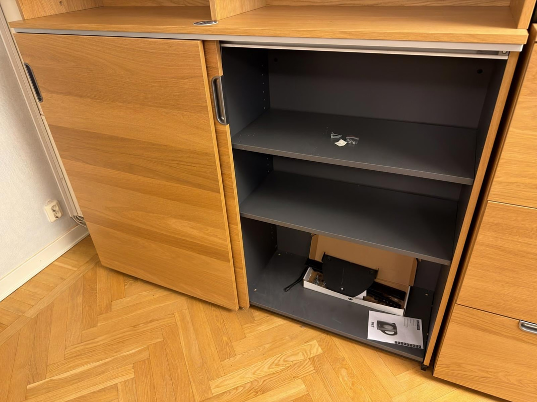 Office shelving unit and filing cabinet