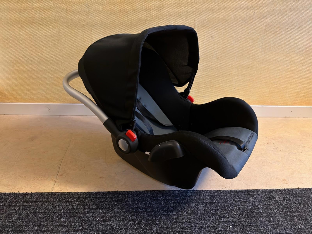 Beemoo infant car seat and booster seat