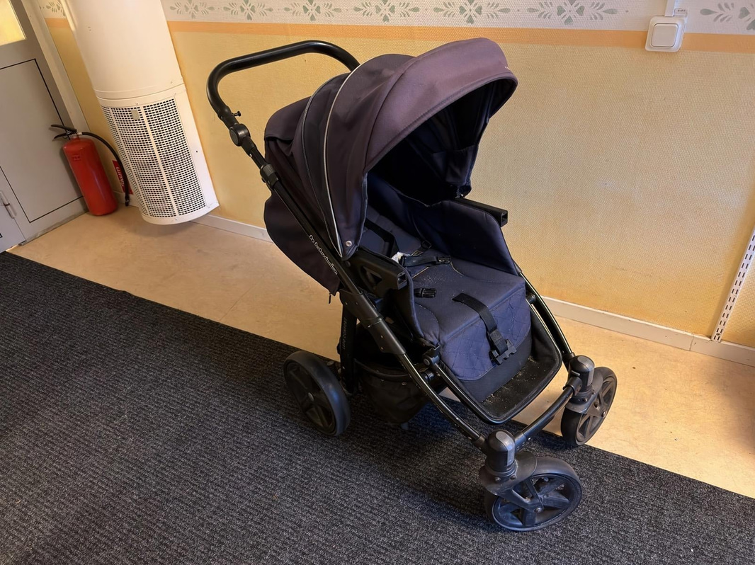Baby Design Lupo Comfort stroller, dark blue