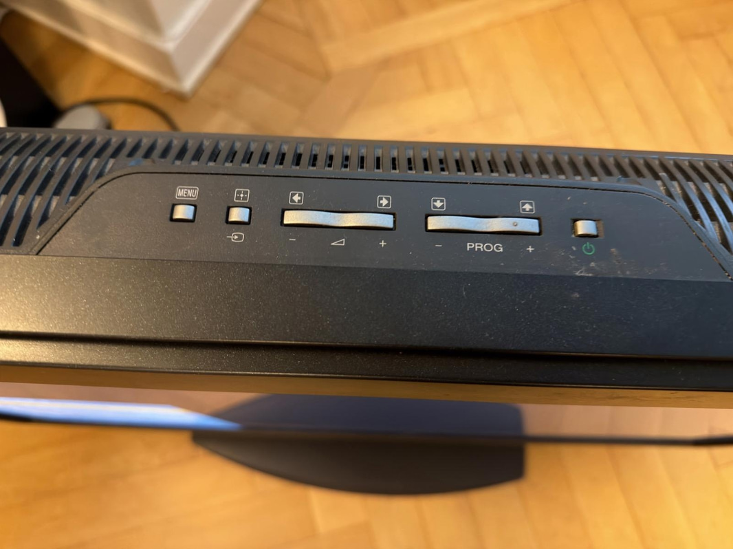 Sony TV KDL-32S2530, 2007