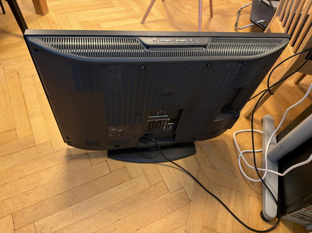 Sony TV KDL-32S2530, 2007